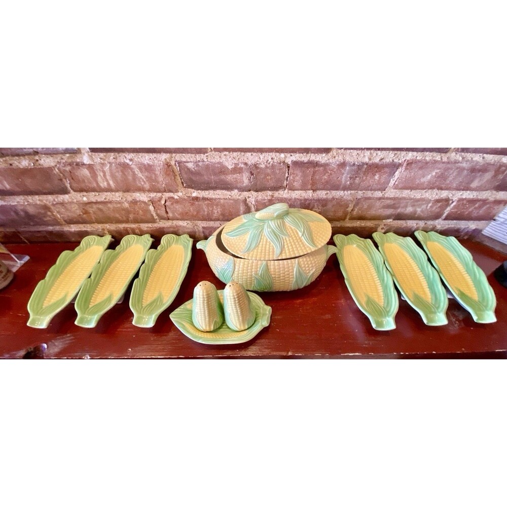 Vintage 1970s Corn Set with Tureen, Six Corn Plates, Salt & Pepper Shakers